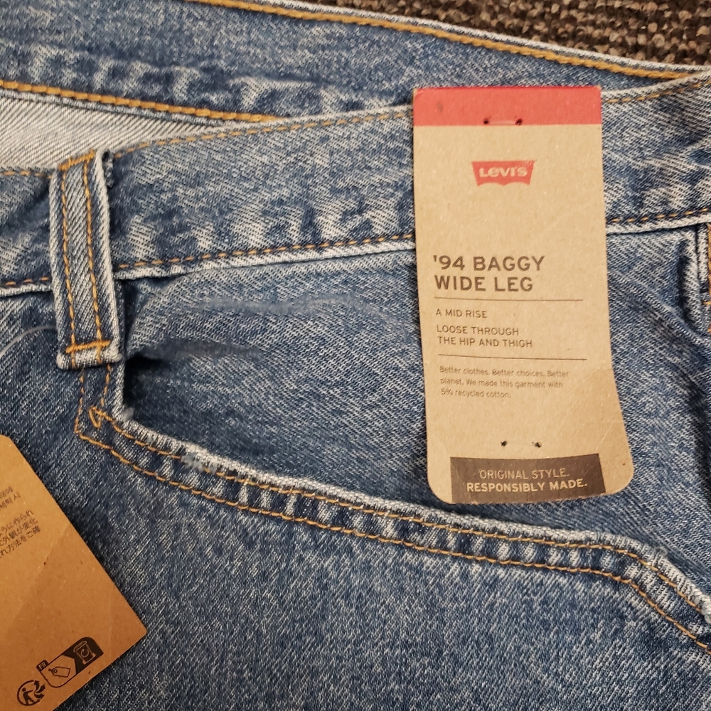 Levi's Women's Plus Size Mid-Rise '94 Baggy Wide Leg Jeans - Take Chances 22 NEW